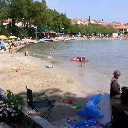 Family-friendly With Swimming Pool - Ugljan - 20390 *