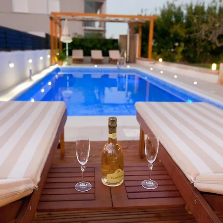 Appartement Family-friendly With Swimming Pool - Ugljan - 20390 Preko