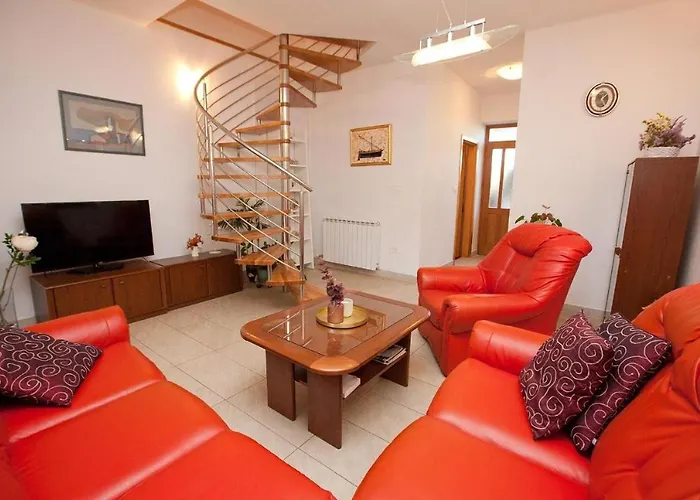 Family-friendly With Swimming Pool - Ugljan - 20390 Διαμέρισμα *